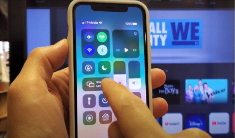 Screen Mirroring on iPhone Screen Mirroring on iPhone